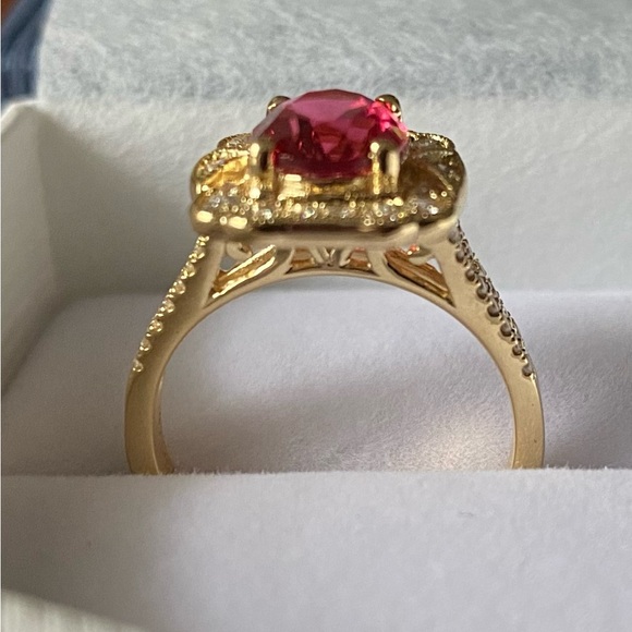 2.67 Ct Ruby & VS Lab Diamond Ring - Picture 2 of 5